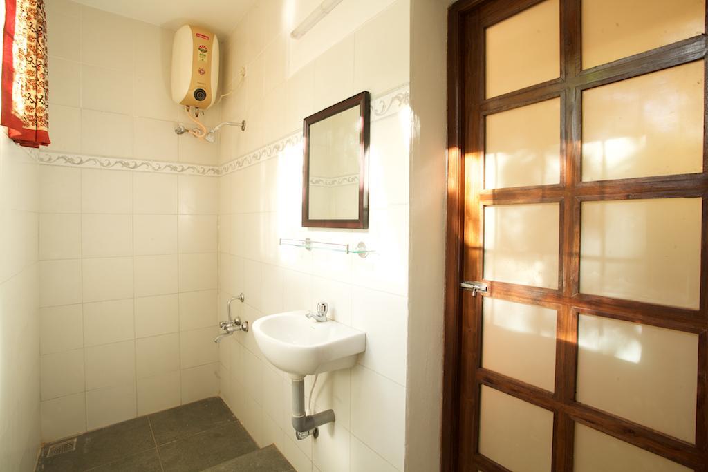 The Annex, Isai Ambalam Guest House オーロヴィル エクステリア 写真
