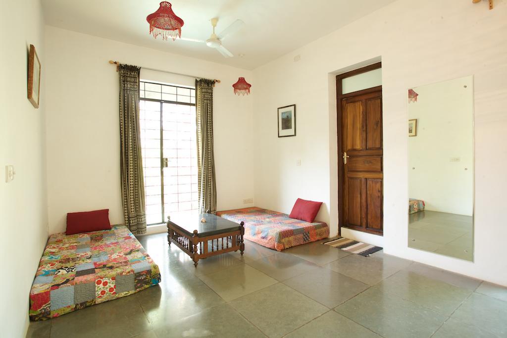 The Annex, Isai Ambalam Guest House オーロヴィル エクステリア 写真